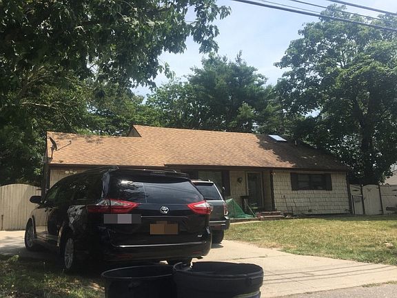 3rd image of 177 Claywood Dr