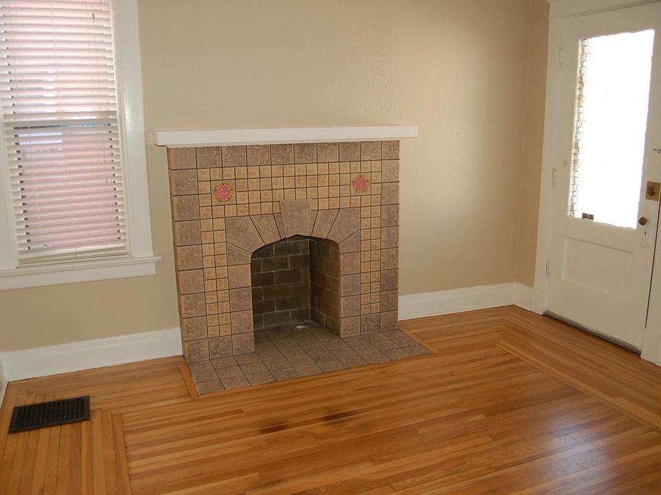Fireplace (non working)