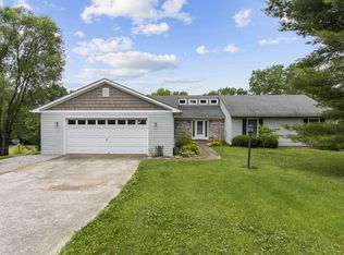 2910 Hifner Rd, Versailles, KY 40383