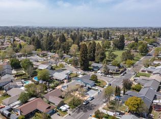 8533 Liman Way, Rohnert Park, CA 94928