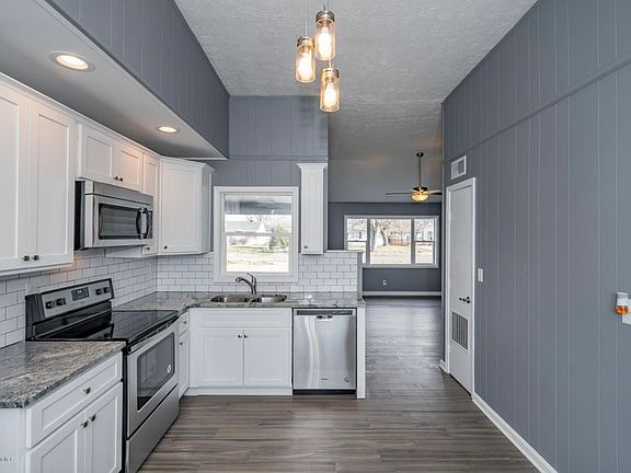 4th image of 7106 Nathan Hale Way