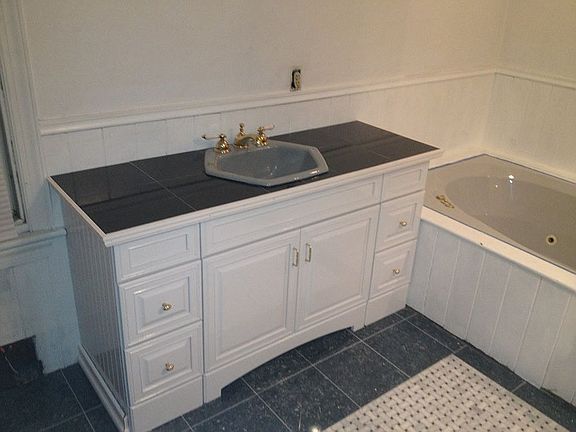Master Vanity