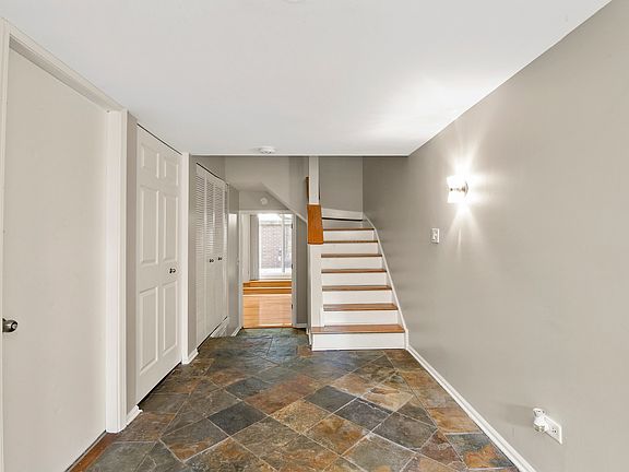 2nd image of 5230 S Cornell Ave APT J