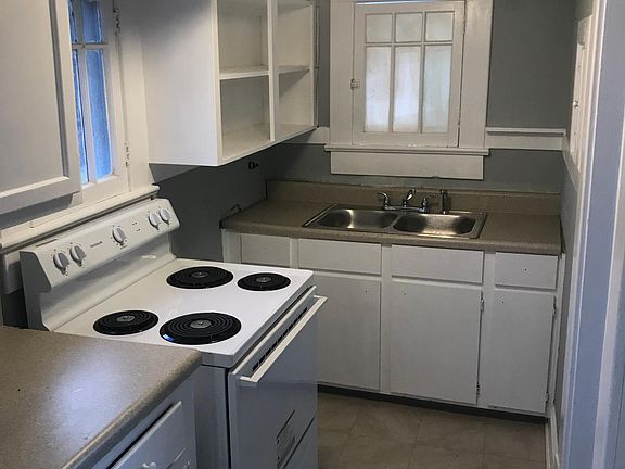 5th image of 602 W Franklin St #1