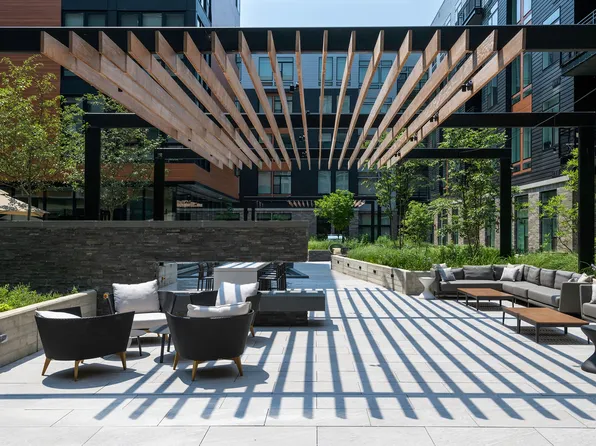 Arrowwood Apartments