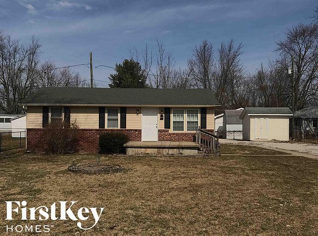 1st image of 11418 W Tulip Dr