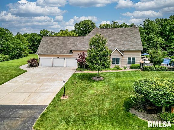 5th image of 1112 W Cedar Hills Dr