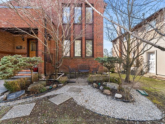 5th image of 73 Garnier Ct