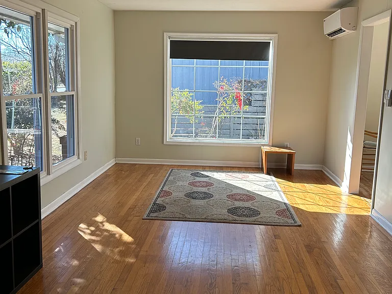 2629 Commonwealth Dr #1 — Photo 8