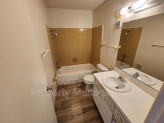 5th image of 1830 Dr Martin Luther King Jr St N APT 208