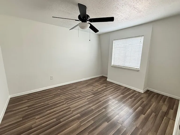 1948 Conway Rd #6 — Photo 9