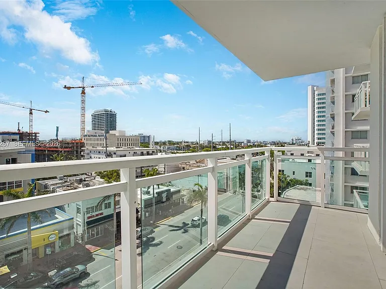 6917 Collins Ave #820 — Photo 6