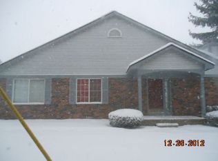 454 Nicolet St #1, Walled Lake, MI 48390