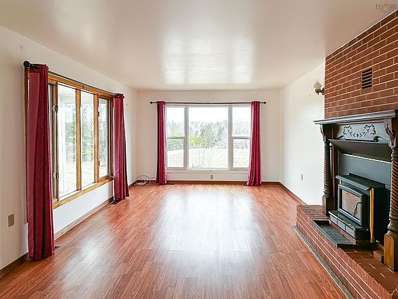 2nd image of 1317 Gospel Rd