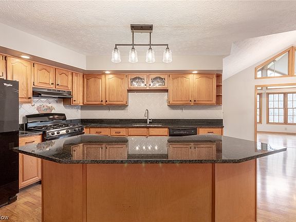 4th image of 14594 Regency Dr