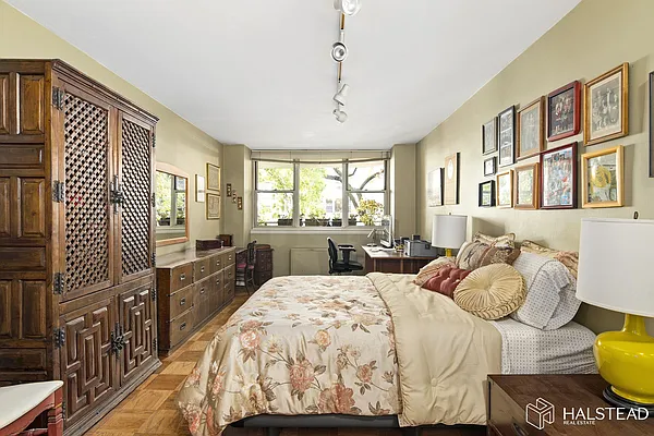 Sold by Halstead Real Estate | media 10