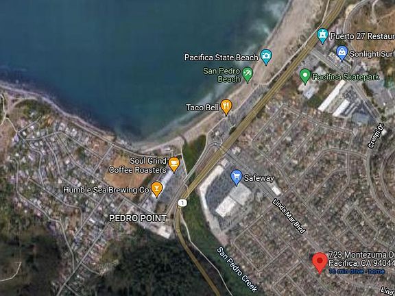 3rd image of 723 Montezuma Dr