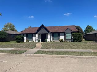 817 Sandhurst Dr, Plano, TX 75025