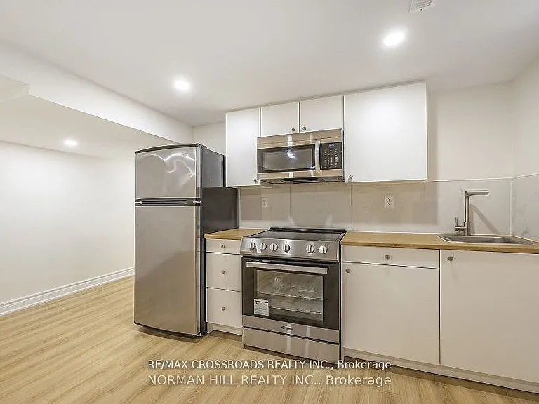 3 Christina Cres #- BASEMENT — Photo 4