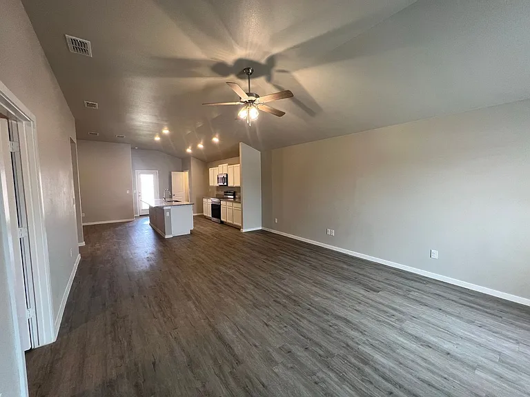 1914 Kirksey Ave — Photo 16