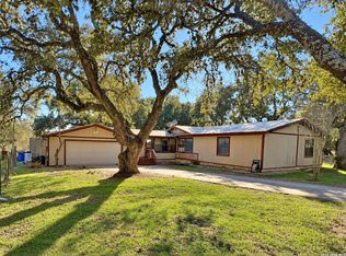 8790 Whartons Dock, Bandera, TX 78003