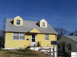 3744 Hartman Ave, Omaha, NE 68111