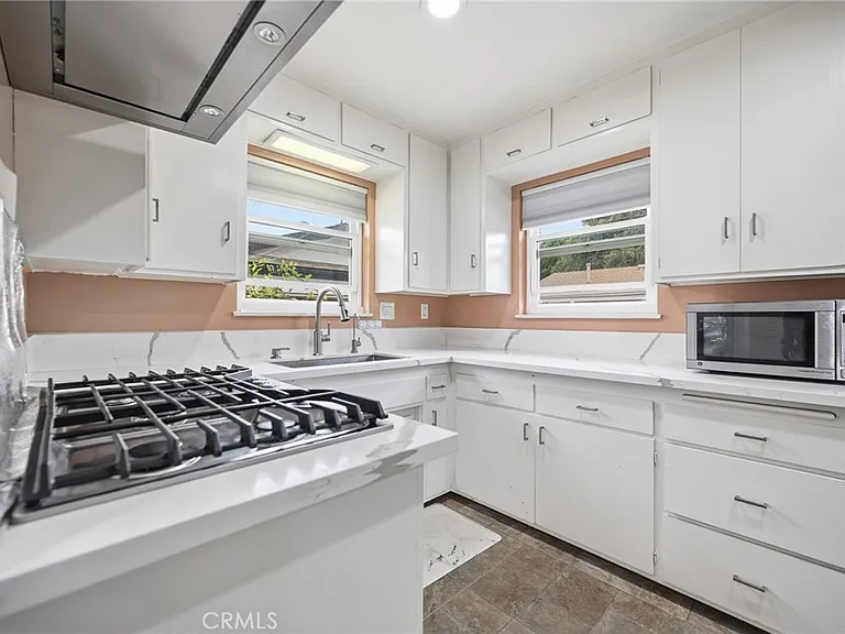 5554 Pal Mal Ave — Photo 7