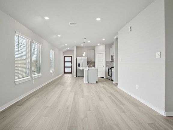 3rd image of 5710 Adamite Way
