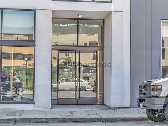 4th image of 555 Golden Gate Ave #701