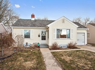 1108 Marquette Ave, Green Bay, WI 54304