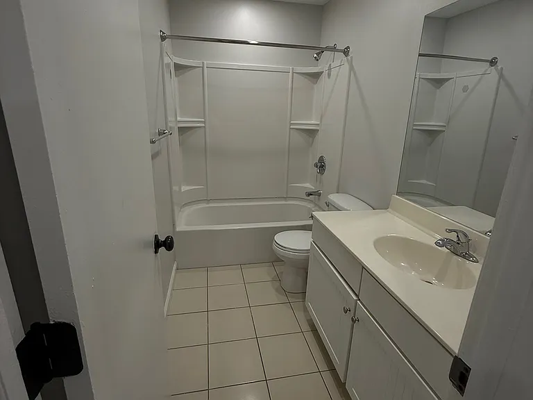 Fennwoode Apartments — Photo 15