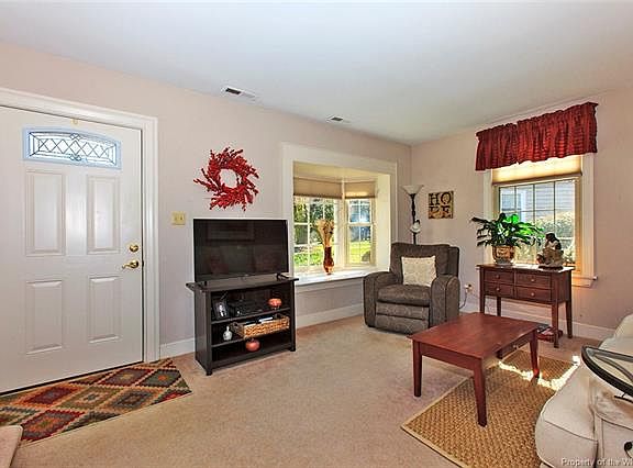 4th image of 206 London Company Way #206