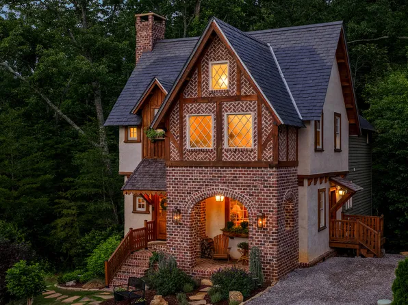 32 Lantern Cove Rd, Chickamauga, GA 30707