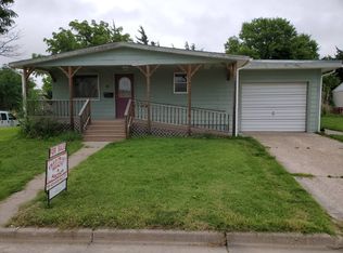 122 N 2nd Ave, Hill City, KS 67642