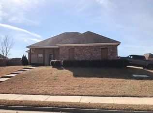 141 Lakeway Dr, Madison, MS 39110