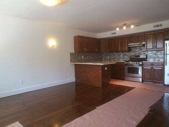2nd image of 836 Hicks St #1F