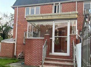 15352 77th Rd, Flushing, NY 11367