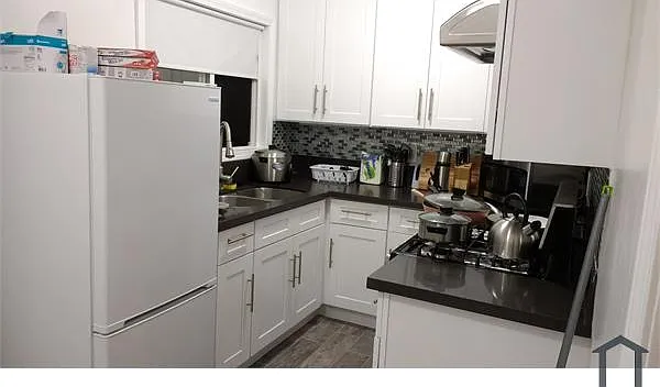2512 1/2 Las Flores Ave