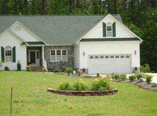 477 Firetower Rd, Cape Carteret, NC 28584