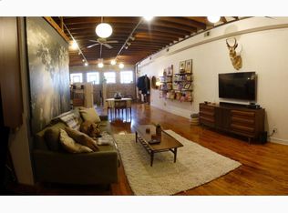 2338 N Lister Ave #1, Chicago, IL 60614