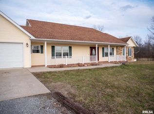 677 County Road 1350 N, Cisne, IL 62895