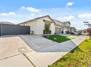 912 NE Loon St, Lathrop, CA 95330