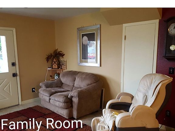 4th image of 2332 Virginia Ave