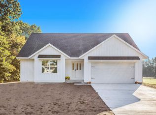 1741 Westview Dr, Allegan, MI 49010