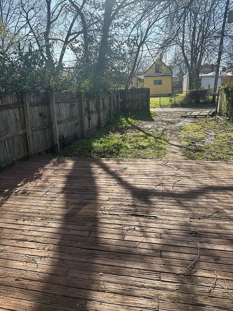 Cozy 2 bedroom home 2 blocks from Carondelet Park — Photo 3