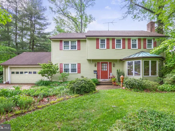 222 Eastbourne Ter, Moorestown, NJ 08057