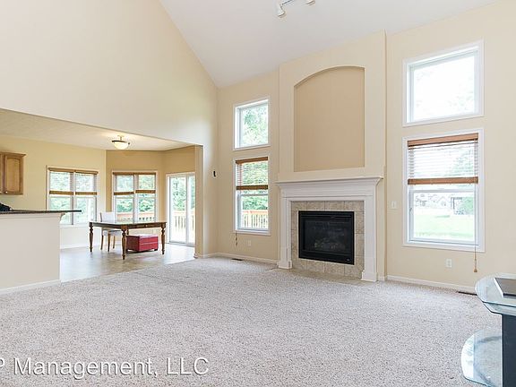 5th image of 21126 Breckenridge Ln