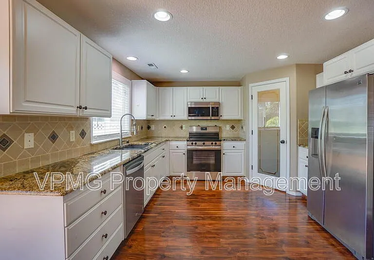 7205 NE 159th Ave — Photo 18