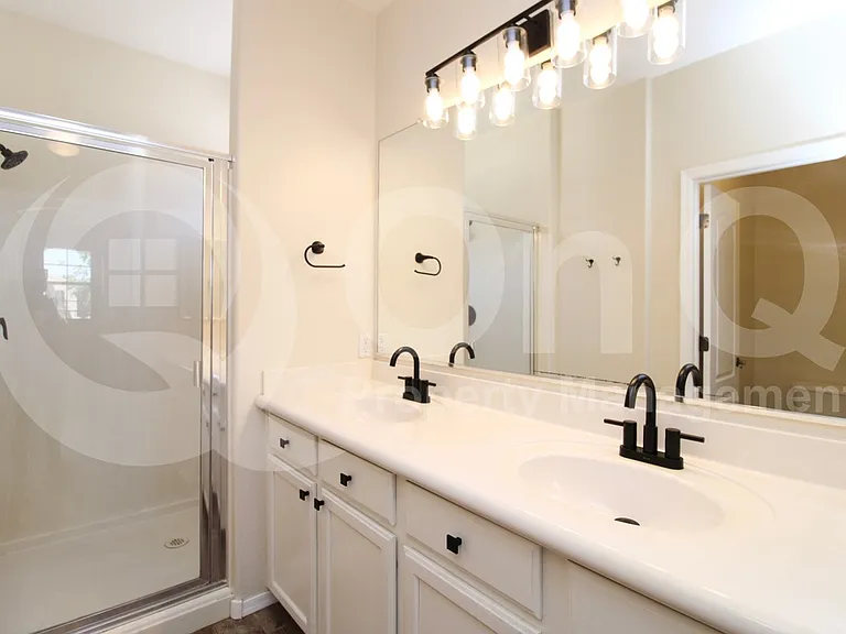 3641 E Moreno St — Photo 10