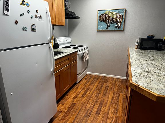 3rd image of 114 Hi Country Dr #10